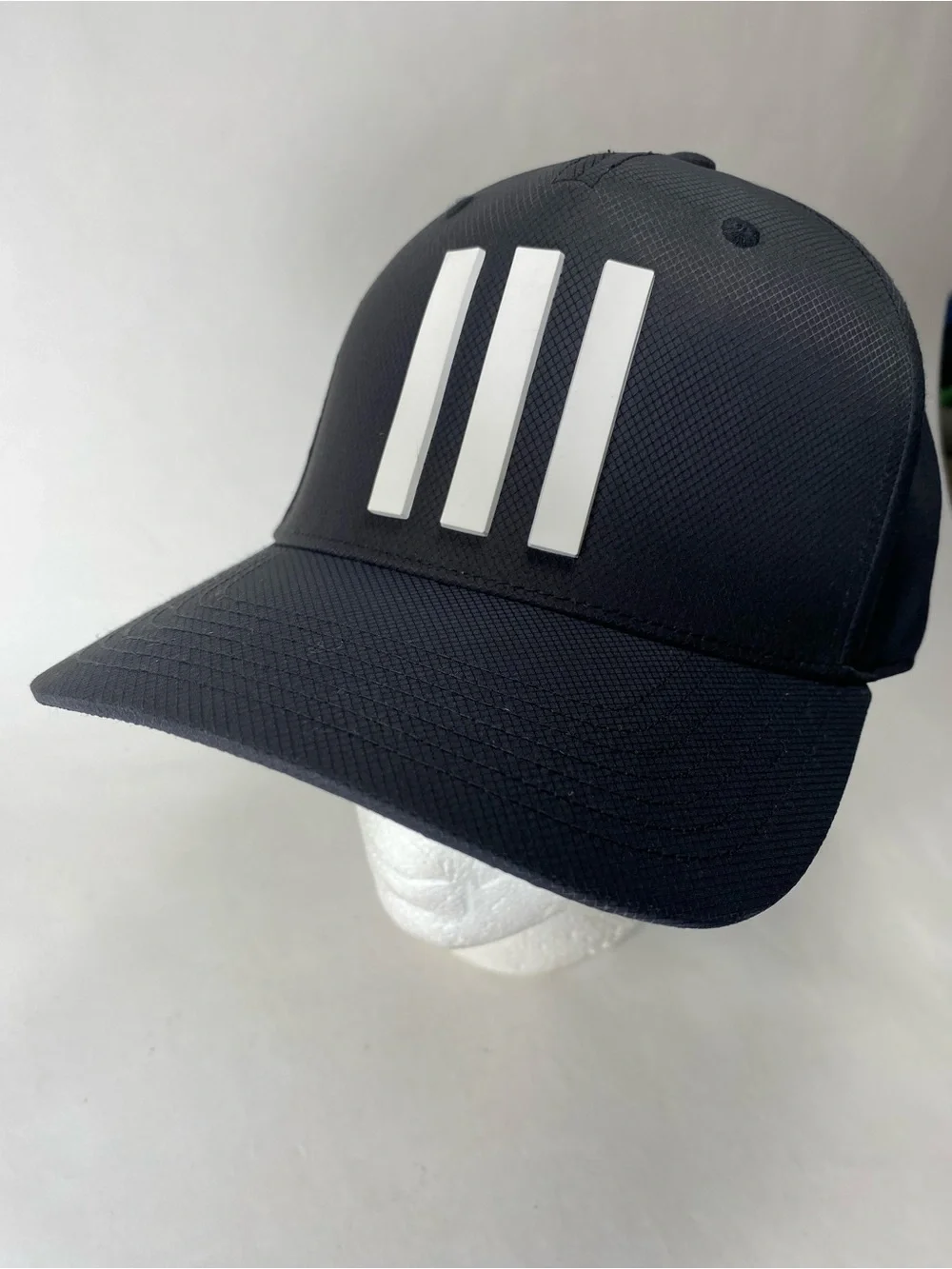 adidas sleek black
